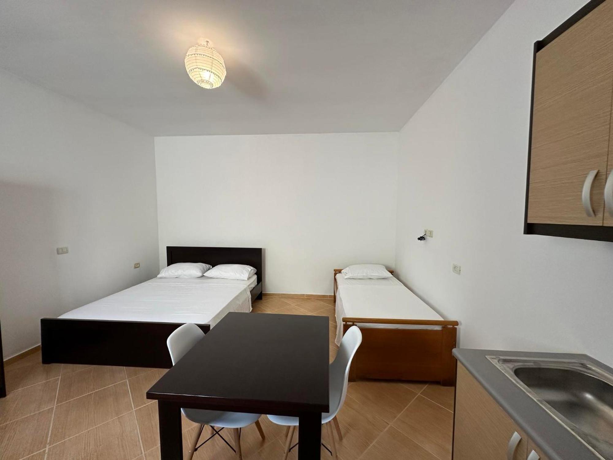 Dane Apartment Ksamil Esterno foto