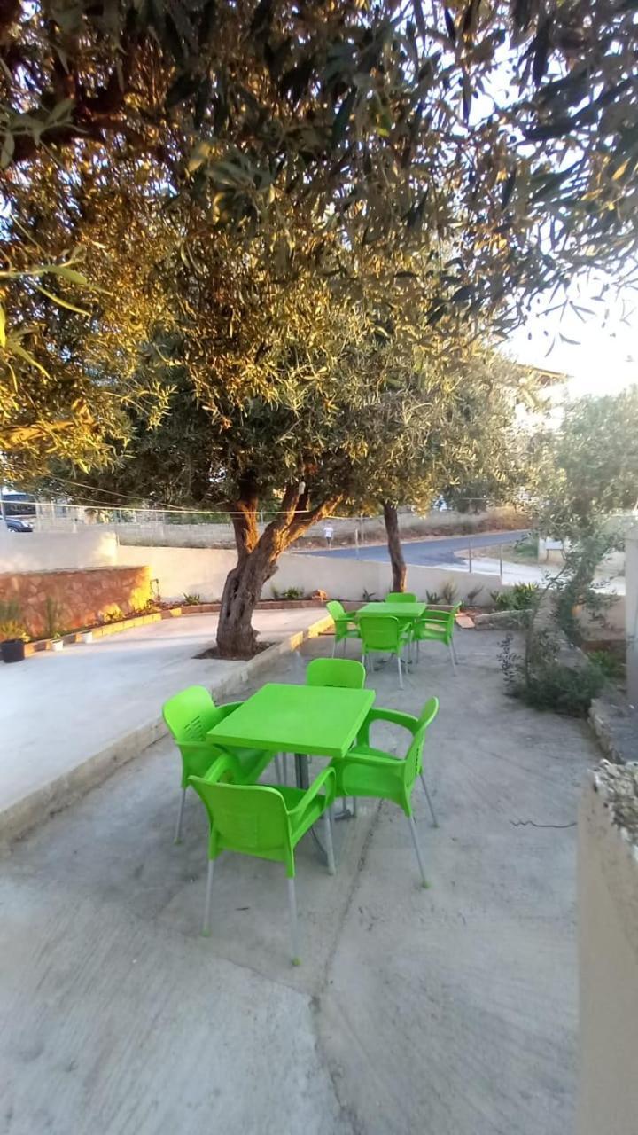 Dane Apartment Ksamil Esterno foto